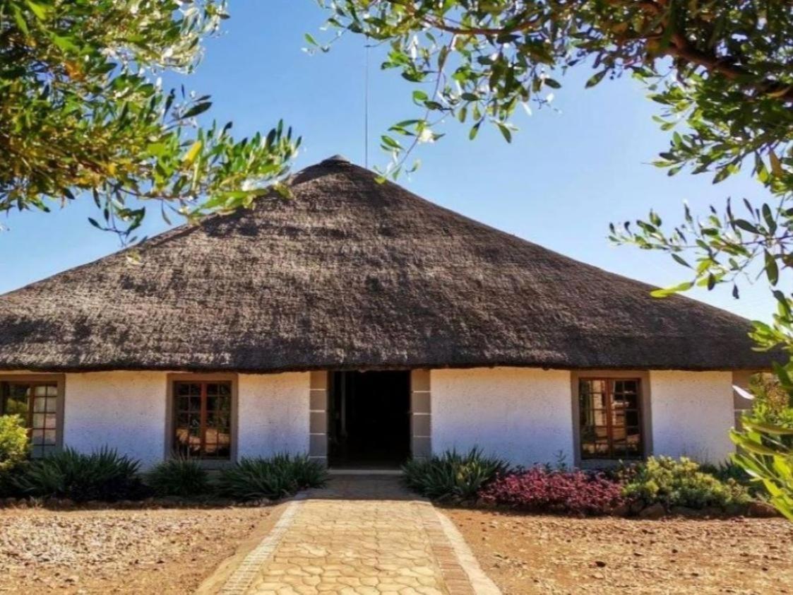 Monakaladi Gardens Function Venue And Homestead Mafikeng Exterior photo